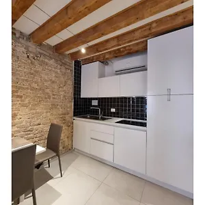 https://san-marco-865-luxury-and-central.hotelslidodijesolo.com